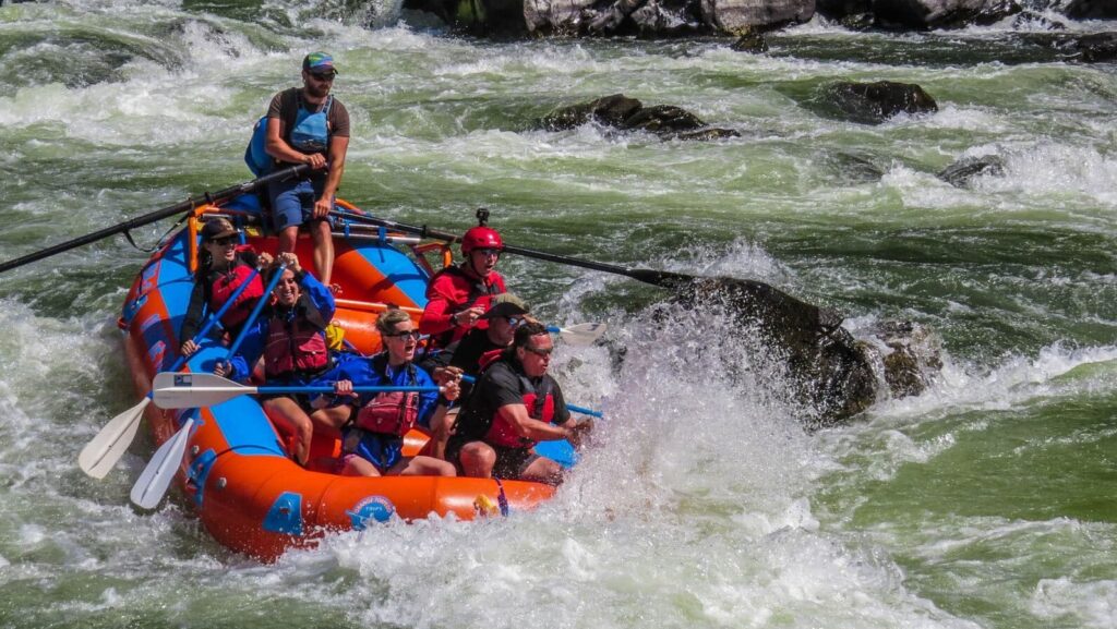 In river rafting, those with too much masculine (yang) energy tend to waste it fighting against the current. 